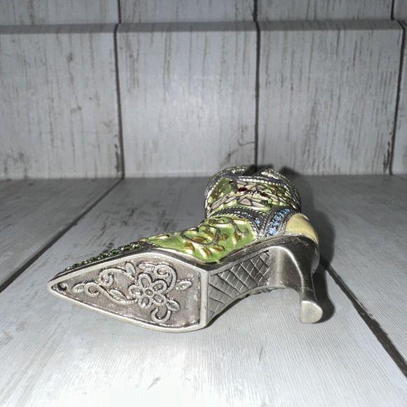 Beautiful Miniature Pewter Bootie Shoe Dollhouse Fairy Garden Ornate Green - Picture 4 of 7